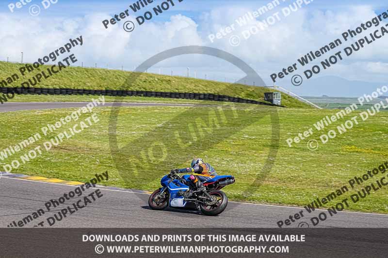 anglesey no limits trackday;anglesey photographs;anglesey trackday photographs;enduro digital images;event digital images;eventdigitalimages;no limits trackdays;peter wileman photography;racing digital images;trac mon;trackday digital images;trackday photos;ty croes